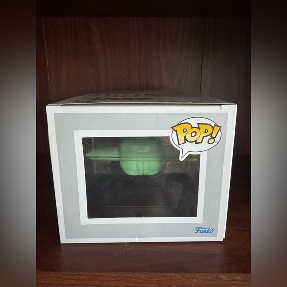 FUNKO POP Grogu Using the Force #485 - Picture 5 of 8